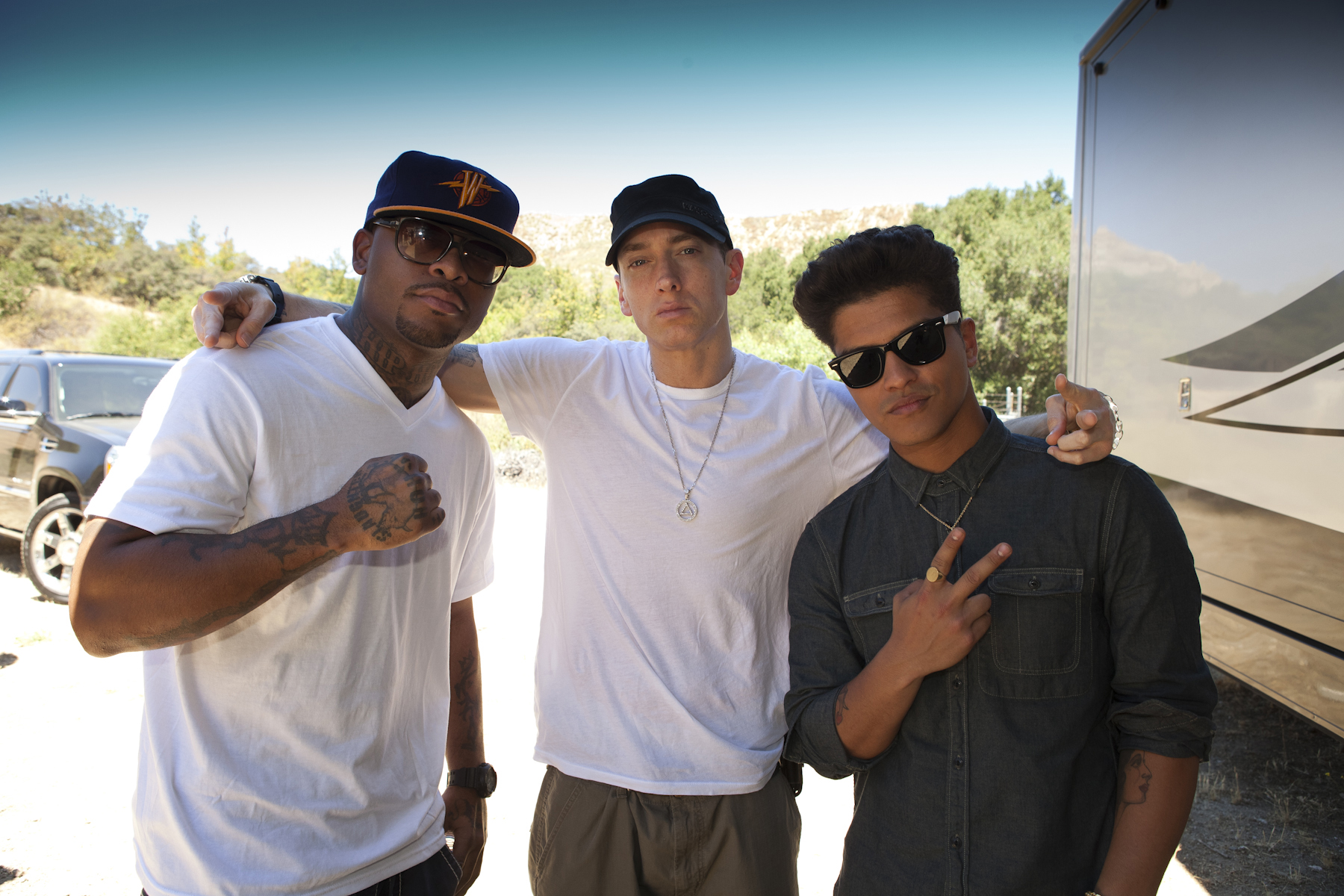 On The Set Eminem, Royce Da 5’9″ & Bruno Mars “Lighters” Rap Radar
